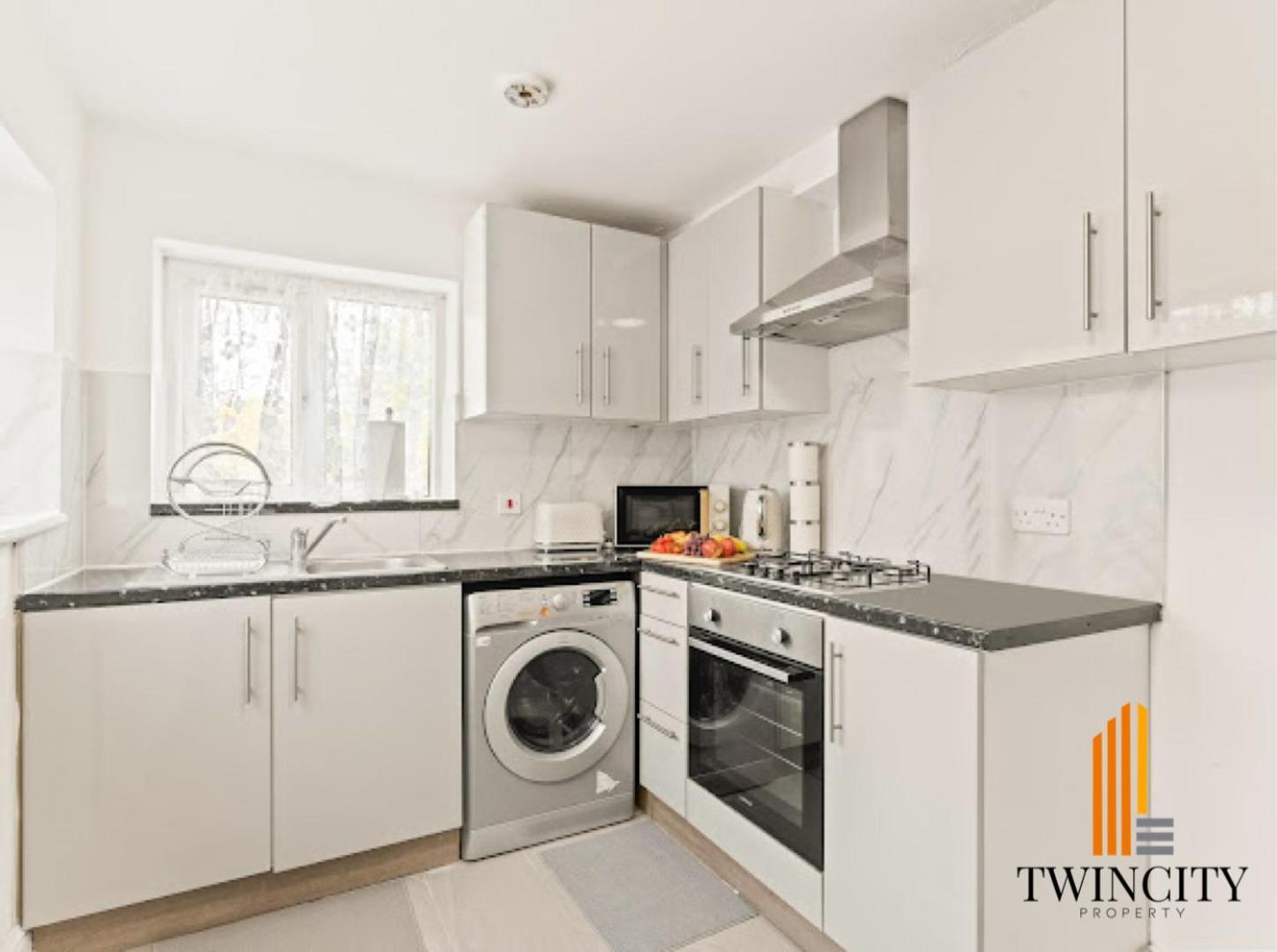 4 Bed Near Wembley Stadium *